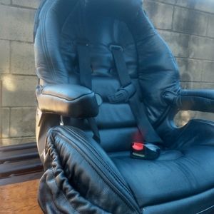 Eddie Bauer car seat Great condition